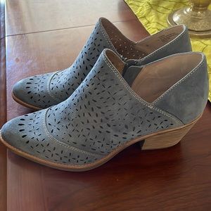 Sofft heeled booties